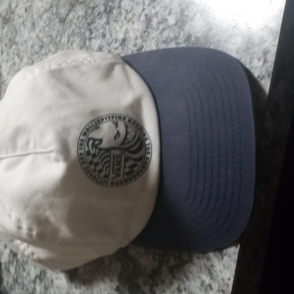 Vans hat